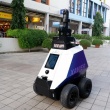Singapore are roboți de patrulare acum!